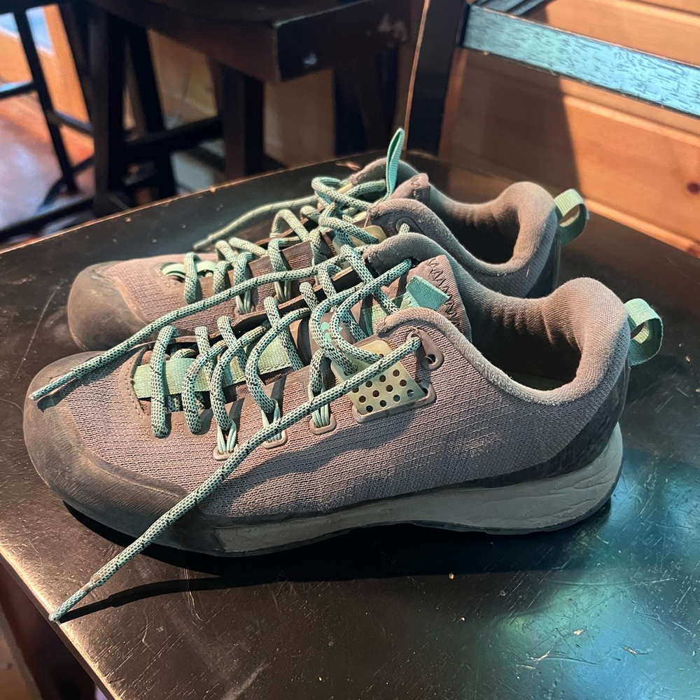 Black Diamond Gray approach shoes for Outdoor Adventures